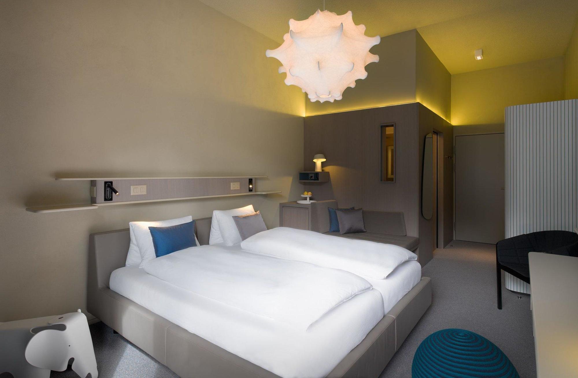 Badehotel Belvair Скуол Екстериор снимка